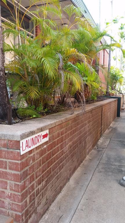 Palms Motel Darwin Bagian luar foto