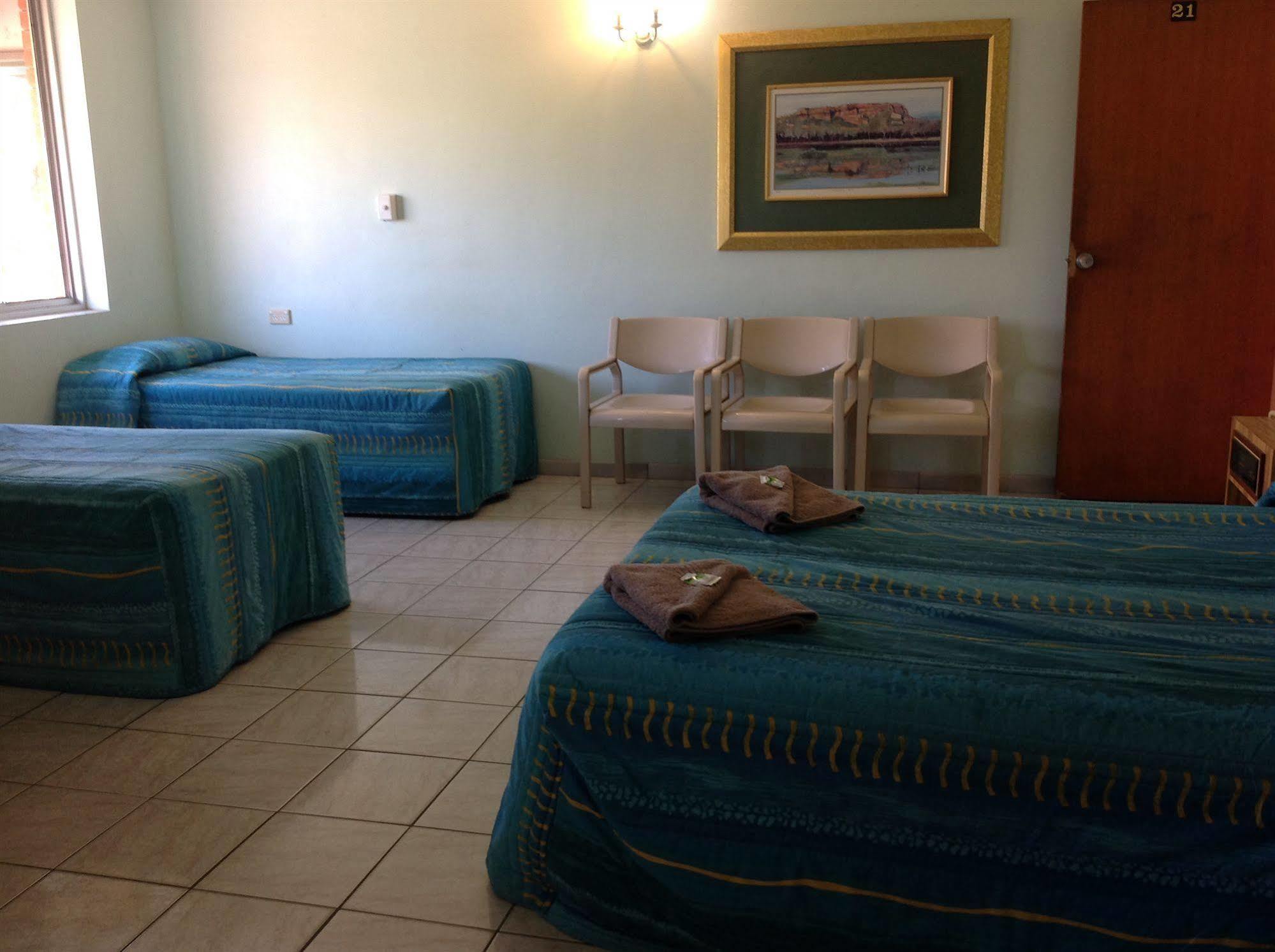 Palms Motel Darwin Bagian luar foto