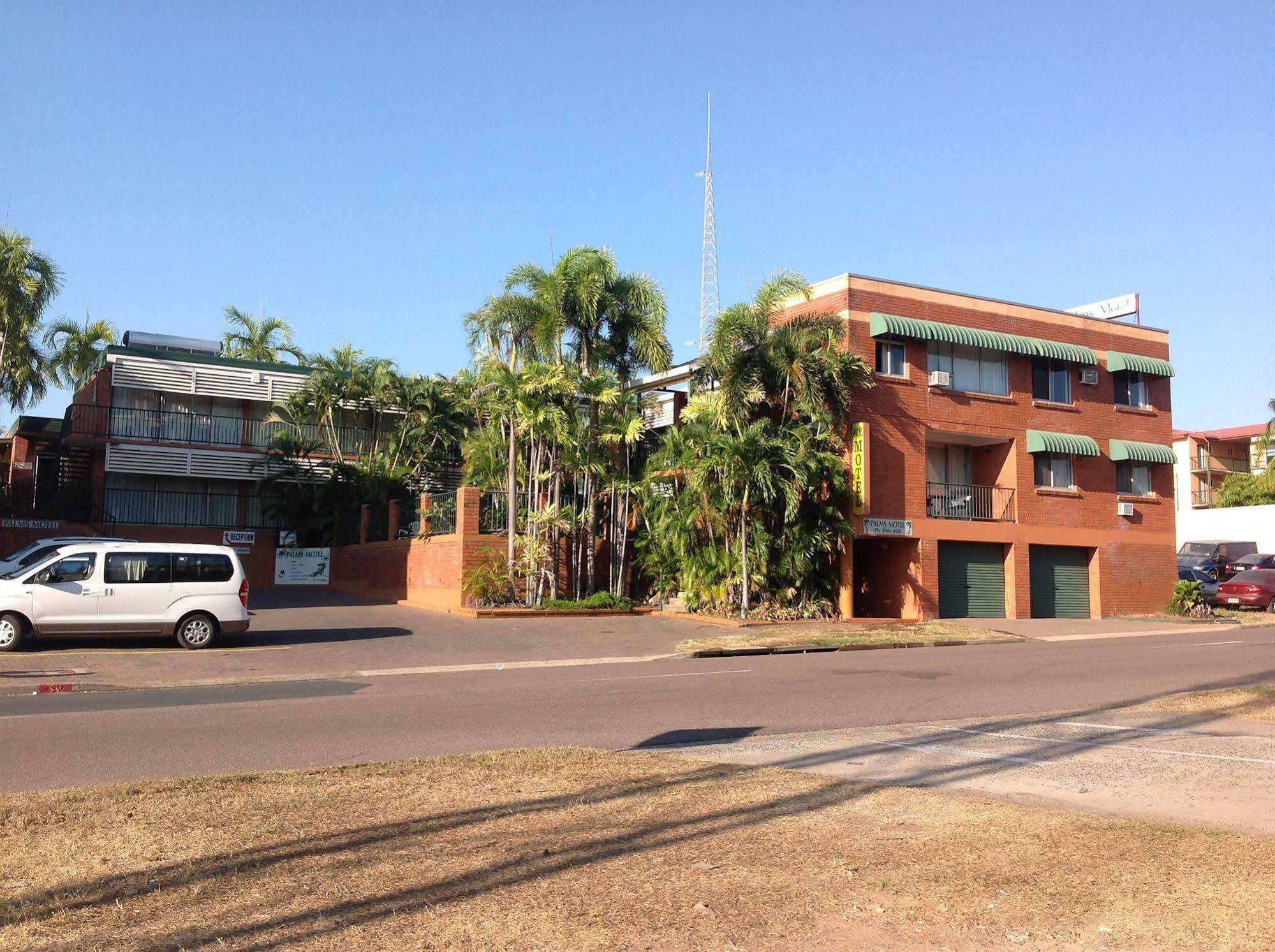 Palms Motel Darwin Bagian luar foto
